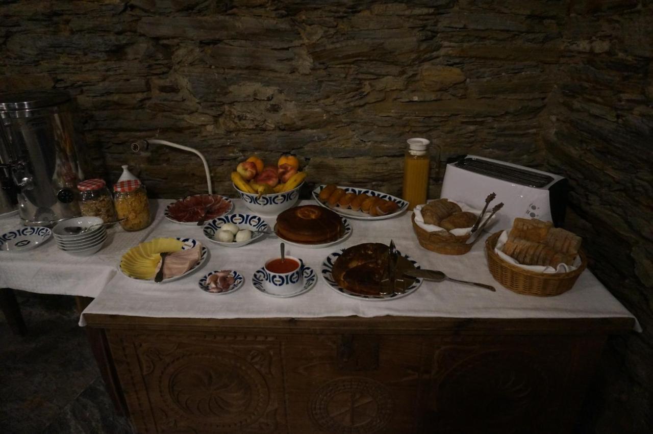 Pazo De Terrafeita Hotel Trabada Kültér fotó